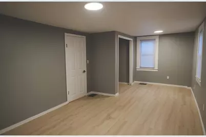 227 Deerfield St, Greenfield, MA 01301 - Photo 15