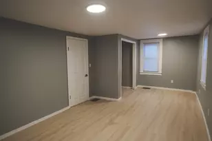 227 Deerfield St, Greenfield, MA 01301 - Photo 15