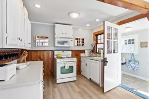 14 Starknaught Heights, Gloucester, MA 01930 - Photo 9