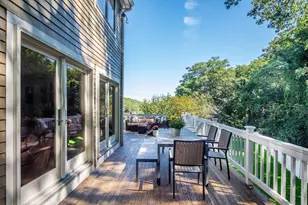 30 Surrey Rd, Winchester, MA 01890 - Photo 5