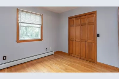 26 Midland Rd, Somerset, MA 02726 - Photo 15