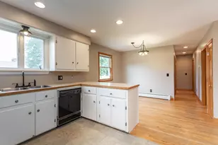26 Midland Rd, Somerset, MA 02726 - Photo 13