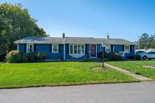 95 Caroline Ave, Somerset, MA 02725 - Photo 1