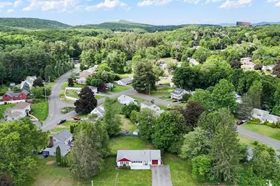 62 Clayton Road, Holyoke, MA 01040 - Photo 7