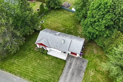 62 Clayton Road, Holyoke, MA 01040 - Photo 3