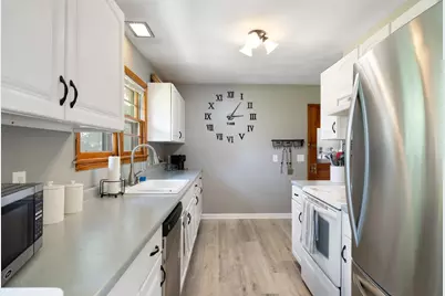 62 Clayton Road, Holyoke, MA 01040 - Photo 21