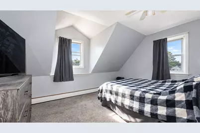 37 Benefit St, Taunton, MA 02780 - Photo 15