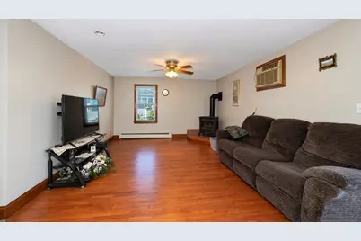 37 Benefit St, Taunton, MA 02780 - Photo 11