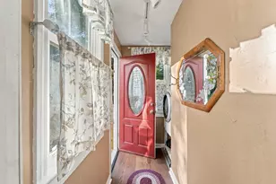 31 Thurston Ave, Northbridge, MA 01534 - Photo 11