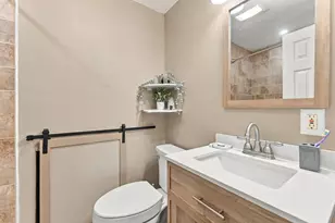 31 Thurston Ave, Northbridge, MA 01534 - Photo 23