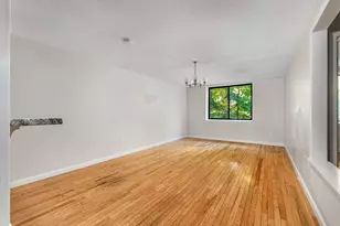 1029 Pleasant St, Worcester, MA 01602 - Photo 3