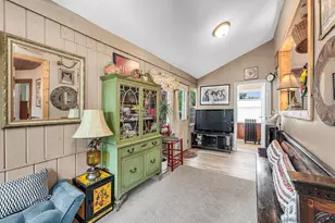18 Fabyan St, West Springfield, MA 01089 - Photo 15