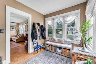 18 Fabyan St, West Springfield, MA 01089 - Photo 9