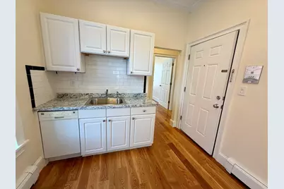 282 K Street #2, Boston, MA 02127 - Photo 3