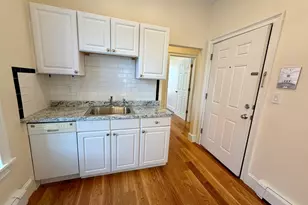 282 K St, Boston, MA 02127 - Photo 3