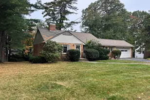 204 Follen Rd, Lexington, MA 02421 - Photo 3