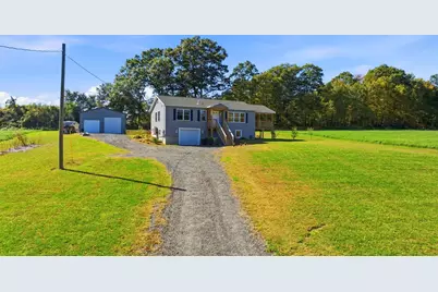 362 Hadley St, South Hadley, MA 01075 - Photo 21