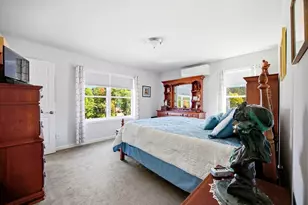 362 Hadley St, South Hadley, MA 01075 - Photo 15
