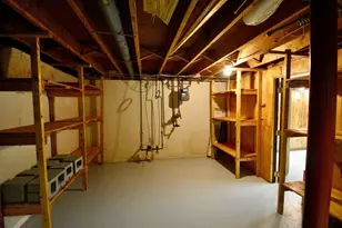 64 Poplar St, Chicopee, MA 01013 - Photo 21