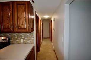64 Poplar St, Chicopee, MA 01013 - Photo 7
