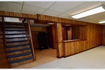 64 Poplar St, Chicopee, MA 01013 - Photo 15