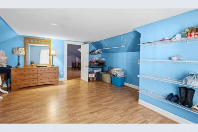 58 Lombard St, New Bedford, MA 02740 - Photo 13
