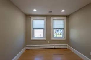 129 Lynn St, Peabody, MA 01960 - Photo 9