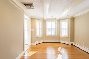 129 Lynn St, Peabody, MA 01960 - Photo 5