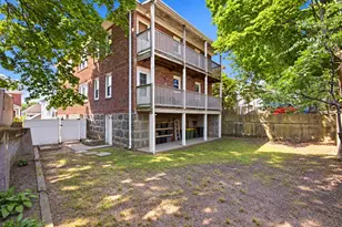 38-40 Franconia St, Boston, MA 02122 - Photo 37