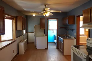 358 East St, Ludlow, MA 01056 - Photo 3