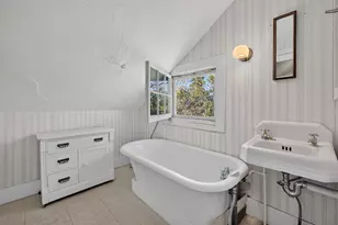43 Summer St, Taunton, MA 02780 - Photo 31