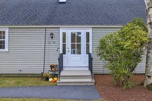 25 Bayberry Dr, Worcester, MA 01607 - Photo 1