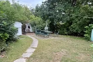 25 Lyons Ct, Watertown, MA 02472 - Photo 3