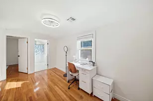 856 Newport Ave, Attleboro, MA 02703 - Photo 19