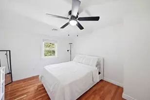 856 Newport Ave, Attleboro, MA 02703 - Photo 17