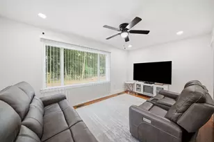 856 Newport Ave, Attleboro, MA 02703 - Photo 11