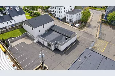 20 Howard St, Lowell, MA 01851 - Photo 3