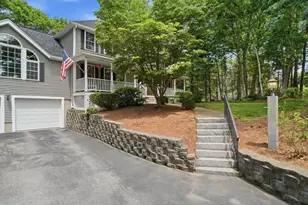20 Emerald St, Tyngsborough, MA 01879 - Photo 5