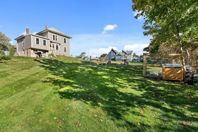 64 Mooreland Ave, Leominster, MA 01453 - Photo 25