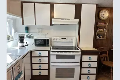 32 Parkwood Drive, Halifax, MA 02338 - Photo 5