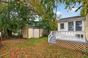7 Garfield St, Acushnet, MA 02743 - Photo 5