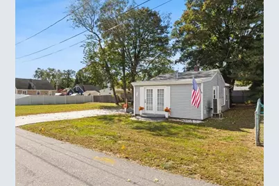 37 Sidney Ave, Swansea, MA 02777 - Photo 23