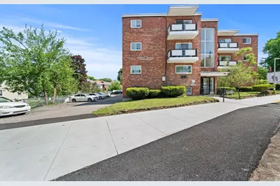 770 Cummins Hwy #1, Boston, MA 02126 - Photo 17