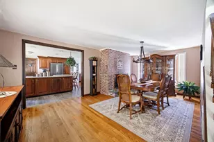 363 Loomis St, Westfield, MA 01085 - Photo 3