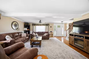363 Loomis St, Westfield, MA 01085 - Photo 17