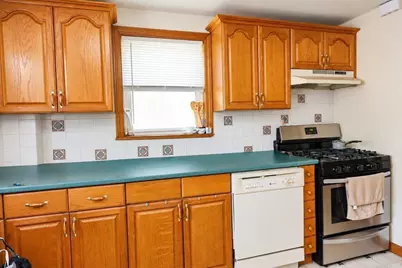 40 Baker Ave #2, Quincy, MA 02169 - Photo 3