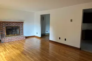 10 Douglas Dr, Ayer, MA 01432 - Photo 5
