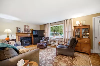 85 Peros Dr, Agawam, MA 01001 - Photo 3