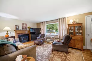 85 Peros Dr, Agawam, MA 01001 - Photo 3