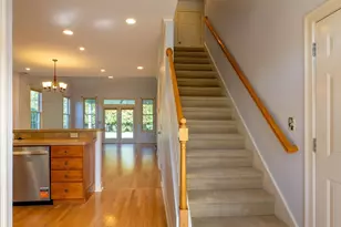 359 Main St, Easthampton, MA 01027 - Photo 17